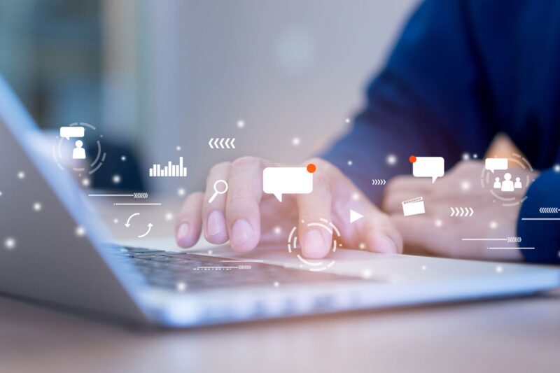 Как отправлять смс из AmoCRM